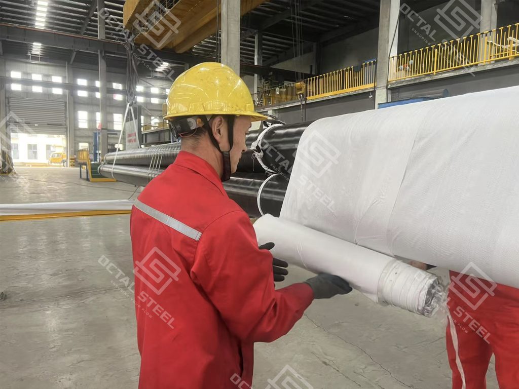 API 5L PSL2 Grade B seamless steel pipe with 3LPE coating, standard schedule, full view, for Mexico project